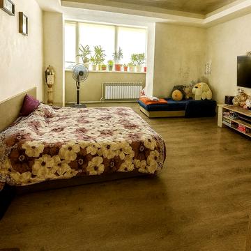 Старицького вул., 20/3