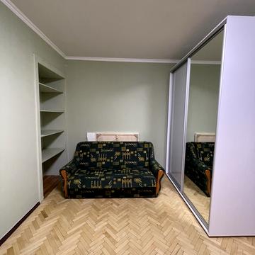 Костанайська вул., 8