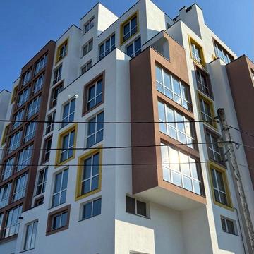 Очеретяна вул., 11