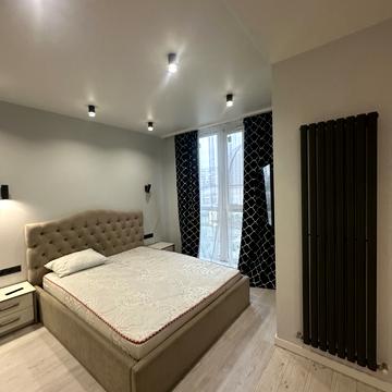 Вячеслава Липинського вул. (), 29-Б