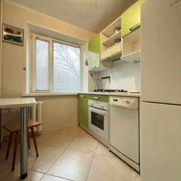 Петра Калнишевського просп. (Косіора), 43