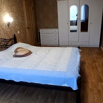 Федора Караманиць вул. (Ватутіна), 6