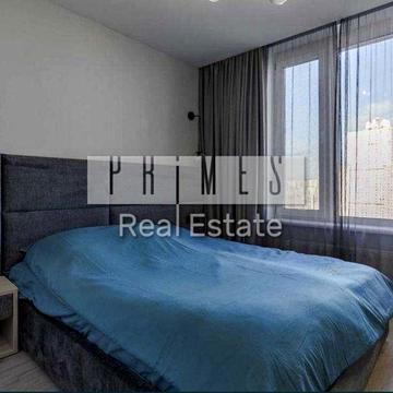 Дніпровська набережна вул., 18-Б