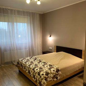 Івана Виговського вул. (Маршала Гречка), 10-К