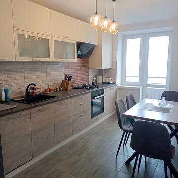 Степана Бандери просп., 96