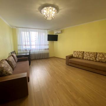 Єлизавети Чавдар вул., 13