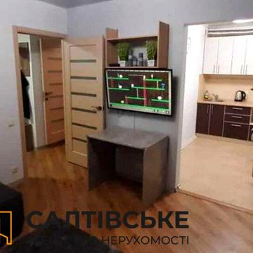 Академіка Павлова вул., 132