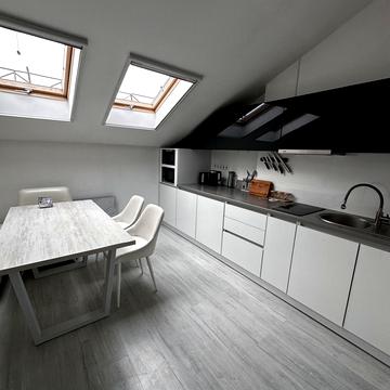 Незалежності вул., 146