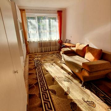 Бориса Грінченка вул., 2а