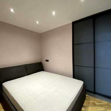 Ревуцького вул., 9