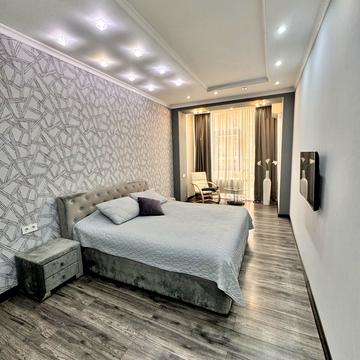 Аркадійське плато вул. (Гагаринське плато), 5б