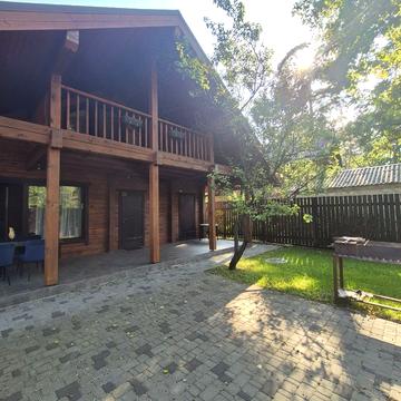 Антонія Михайловського вул., 8-Е