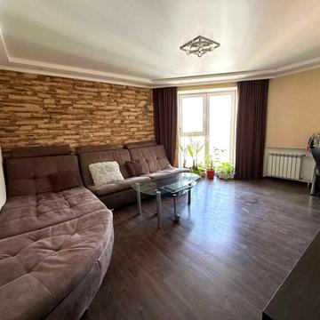 Володимира Івасюка вул. (Головка), 19