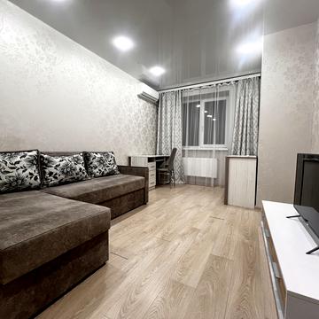 Героїв Харкова просп. (Московський), 264