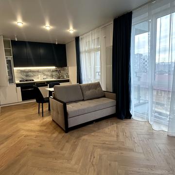 Стрийська вул., (Будинок 12)