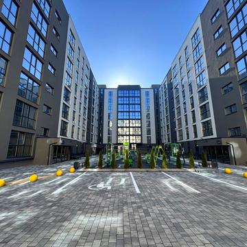 Лісна вул., 1