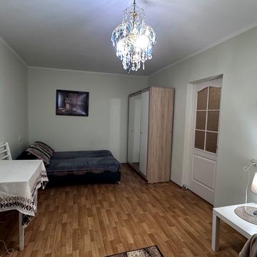 Осіння вул., 13