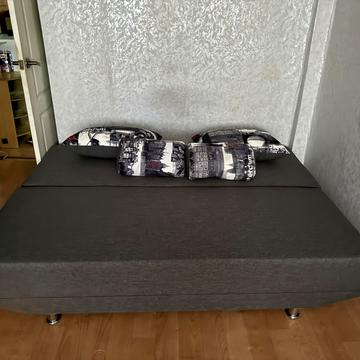 Володимира Антоновича вул. (Свердлова), 6