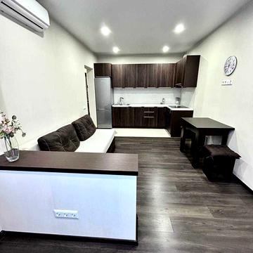 Салютна вул., 2к6