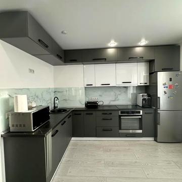 Сергія Данченка вул., 1