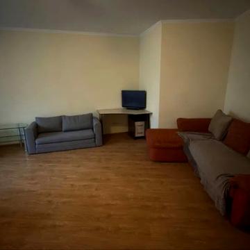 Єлизавети Чавдар вул., 13