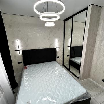 Академіка Сахарова вул., 44