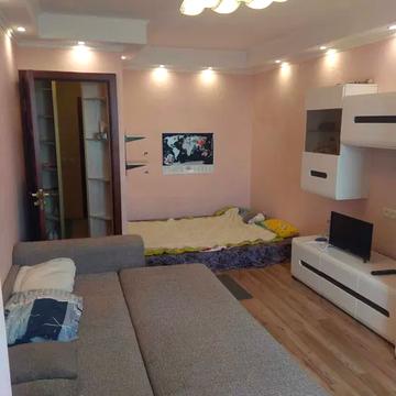 Оболонський просп., 43