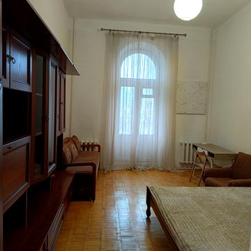 Володимирська вул., 40/2