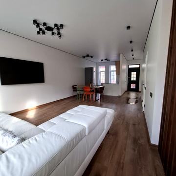 Вишнева вул.