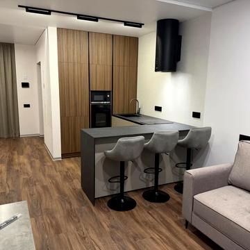 Дніпровська набережна вул., 20-Б