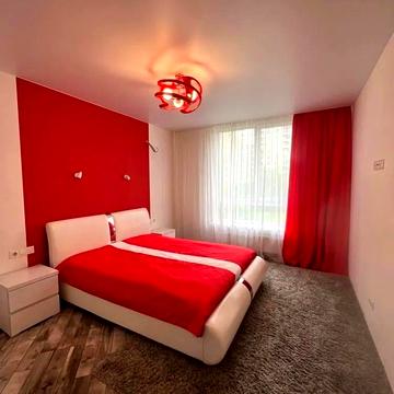 Юнацька вул., 10