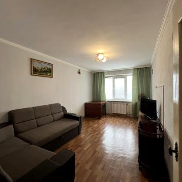 Райдужна вул., 16