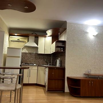 Лесі Українки просп. (Гагаріна), 27а