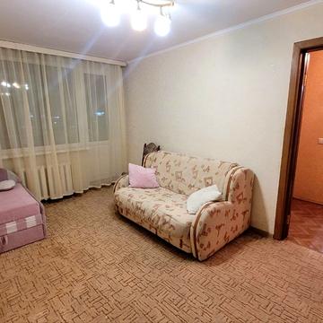 Зодчих вул., 72