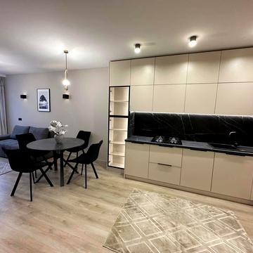 Зелена вул., 204г