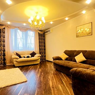 Василя Касіяна вул., 2/1