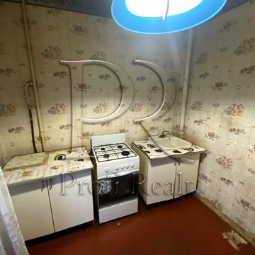 Тростянецька вул., 2