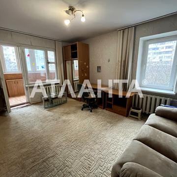 Академіка Корольова вул., 83