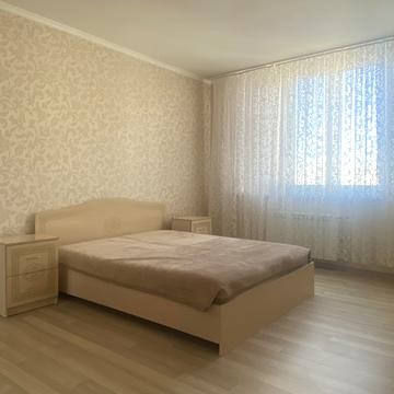 Бориса Гмирі вул., 4