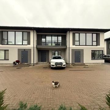 Святищенська вул.