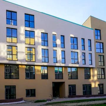 Богдана Хмельницького  вул., 122