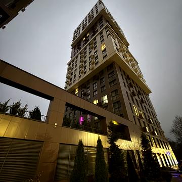 Зоряний бульв., 1м