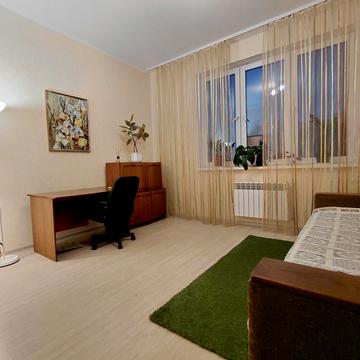 Деміївська вул., 13