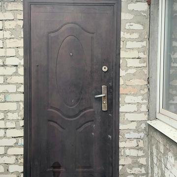 Михайла Комарова вул.