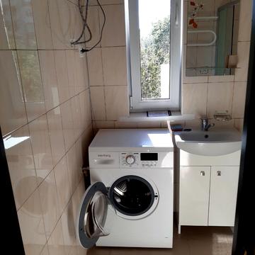 Василя Стуса вул., 24