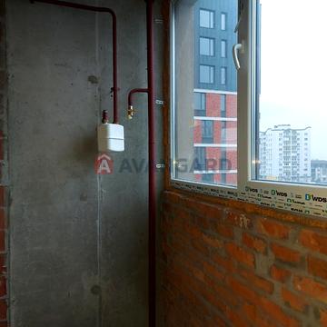 Відродження вул., 1