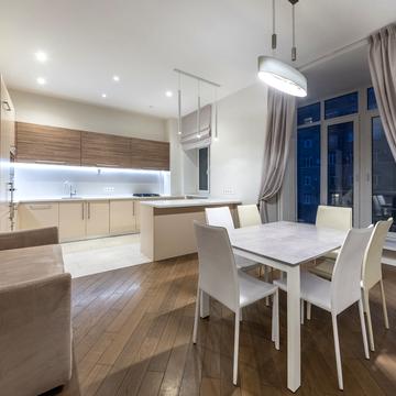 Велика Васильківська вул. (Червоноармійська), 36