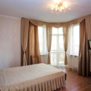 Мокра вул. (Кудряшова), 18