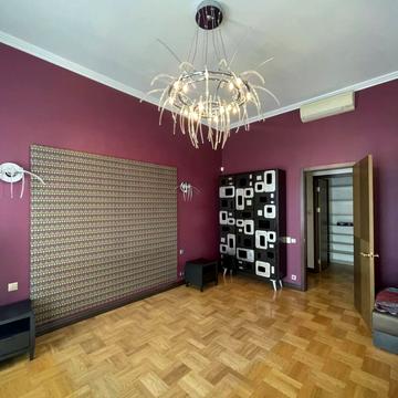 Велика Васильківська вул. (Червоноармійська), 26