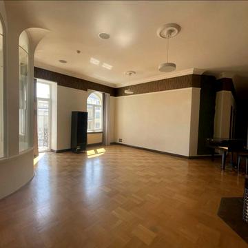 Велика Васильківська вул. (Червоноармійська), 26